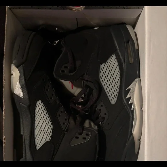 Jordan Men's Black Trainers - Picture 8 of 8